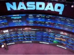 “AI信仰”再获强心剂！英伟达(NVDA.US)或再度带飞纳斯达克100指数