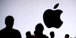 苹果(AAPL.US)Siri主管：AI功能一再跳票“丑陋而令人尴尬”