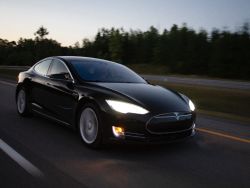 特斯拉(TSLA.US)Optimus机器人项目主管离职 自动驾驶负责人接任